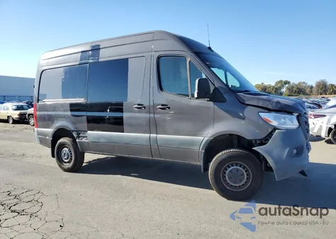 2019 Mercedes-Benz Sprinter 2500 из США, поврежденный, VIN W1W4EBVY2KT017465